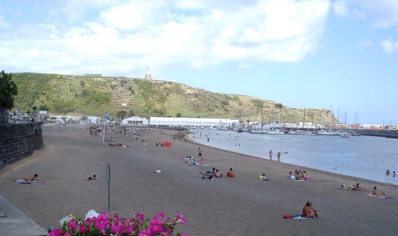 Casa Sousa Ribeiro Praia da Vitoria ภายนอก รูปภาพ